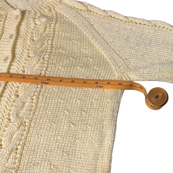 Hand Knit Cream Cable Cardigan Made By Grandma Size Medium Soft Fisherman’s Knit - Picture 3 of 7